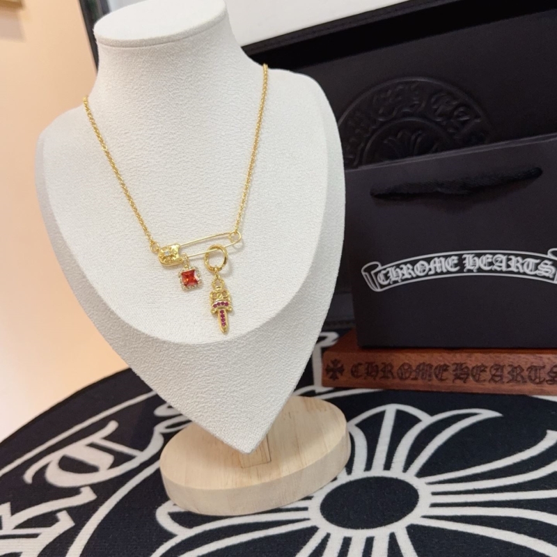 Ch*0me He**ts necklaces